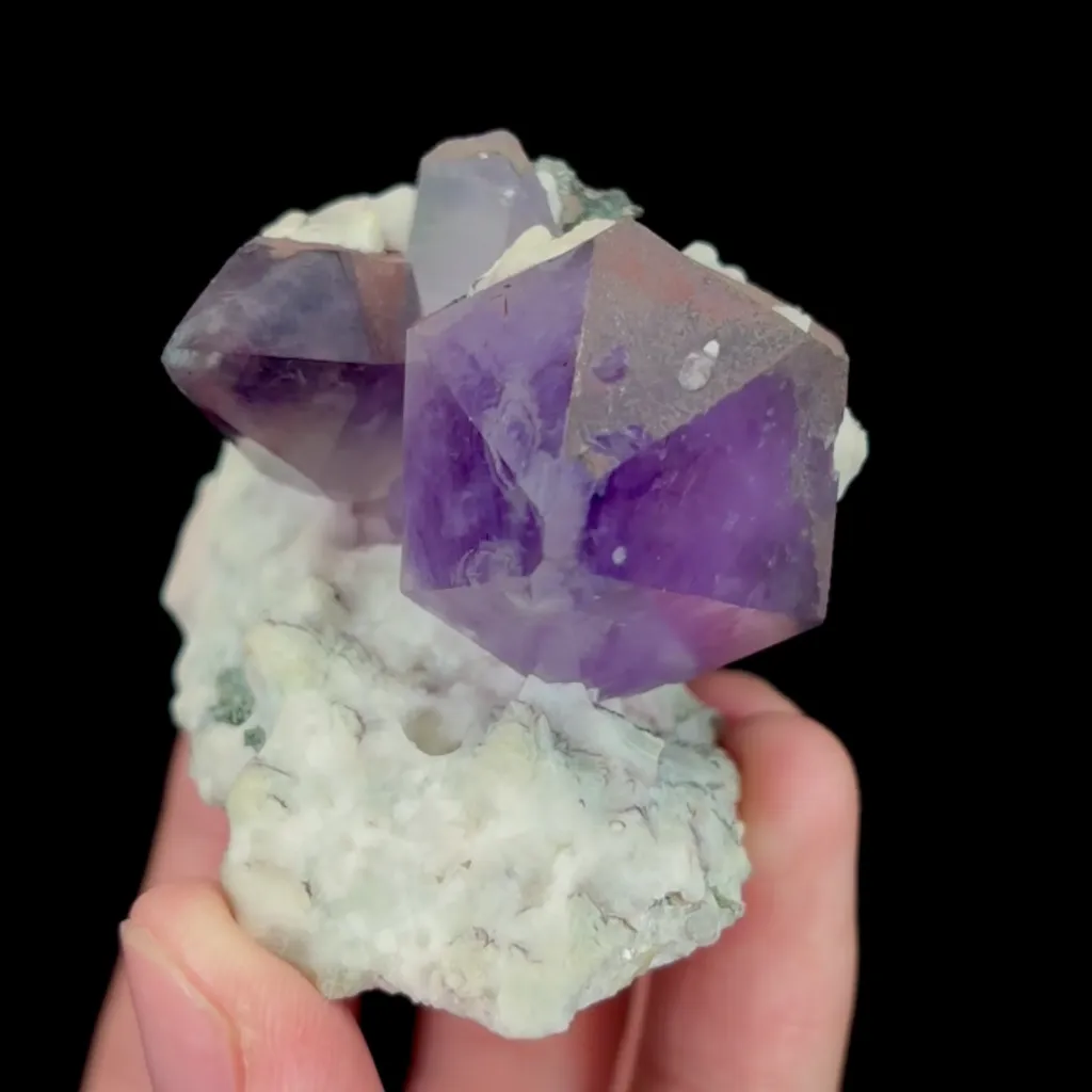 Natural Amethyst, Mineral Specimen: Bolivia (40*60*40MM) - image 4