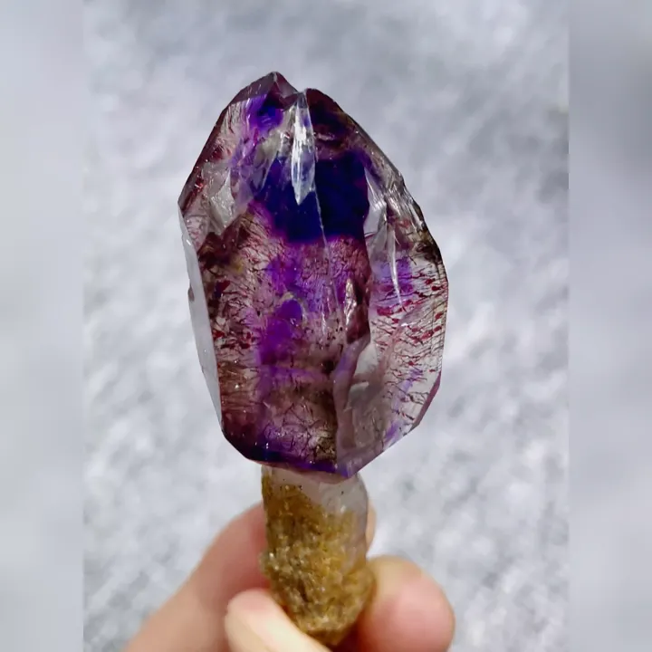 Natural Amethyst, Mineral Specimen: Zimbabwe (25*25*70mm) - image 8