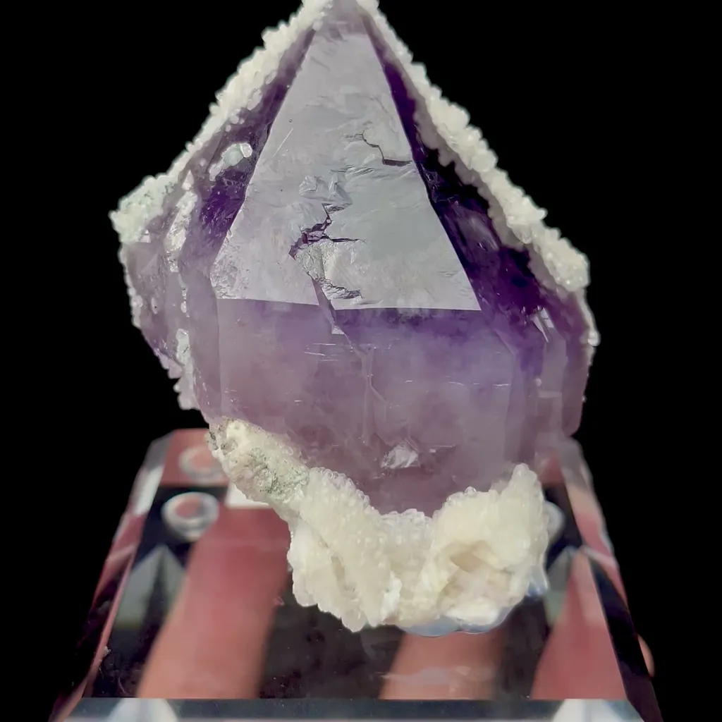Natural Amethyst Mineral Specimen,High Quality Specimen,ANHUI,CHINA(60*65*74mm) image