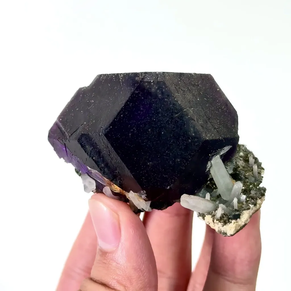 Natural Andradite and Crystal Mineral Specimen,High Quality Specimen,HUANGGANG LIANG,INNER MONGOLIA,CHINA(64*46*37mm) image