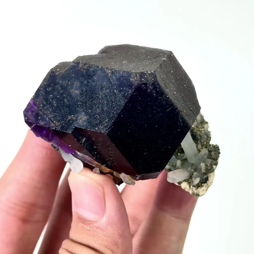 Natural Andradite and Crystal Mineral Specimen,High Quality Specimen,HUANGGANG LIANG,INNER MONGOLIA,CHINA(64*46*37mm) - image 2