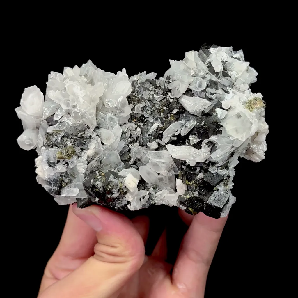 Natural Andradite Garnet and Dolomite Mineral Specimen,High Quality Specimen,INNER MONGOLIA,CHINA(100*71*46mm) - image 4