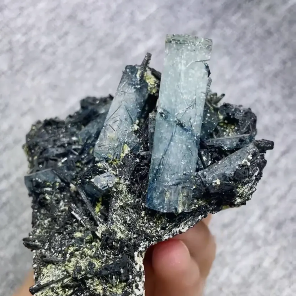 Natural Aquamarine and Tourmaline Symbiosis comes from Namibia 95*80*50MM - image 2