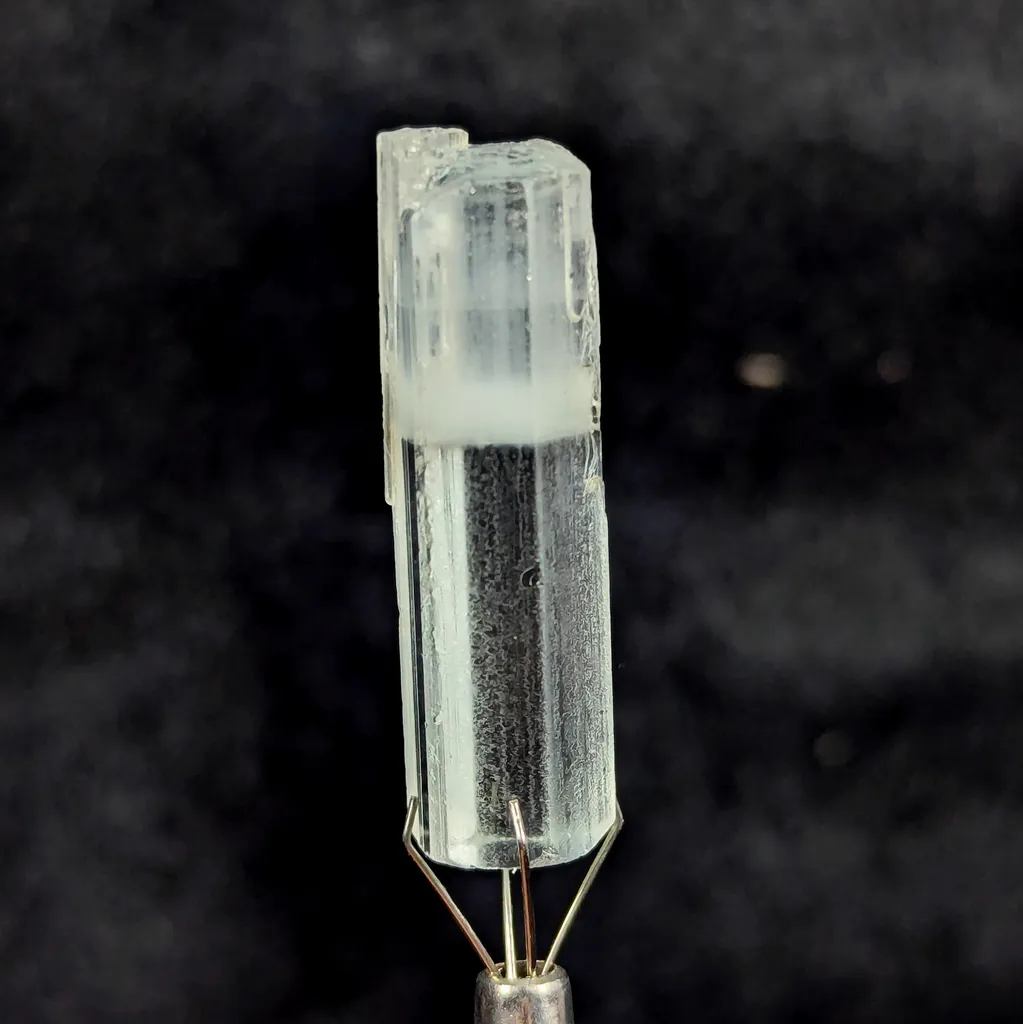 Natural Aquamarine Crystal Specimen Rocks and Geodes Brazil - image 6