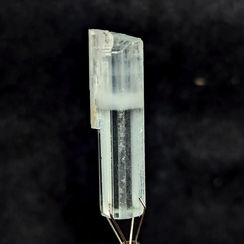 Natural Aquamarine Crystal Specimen Rocks and Geodes Brazil - image 5