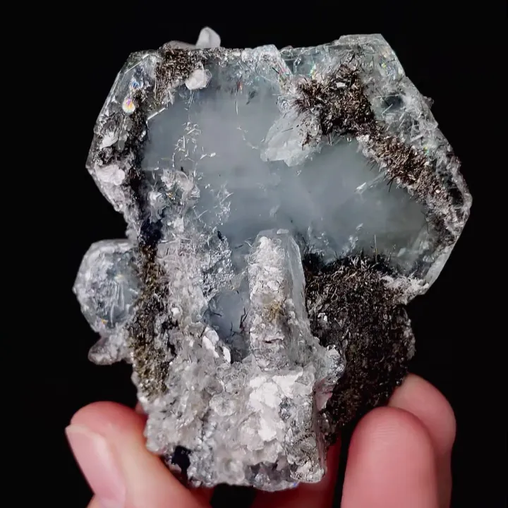 Natural Aquamarine, Mineral Specimen:Xuebaoding,Sichuan (60*65*25MM) - image 4