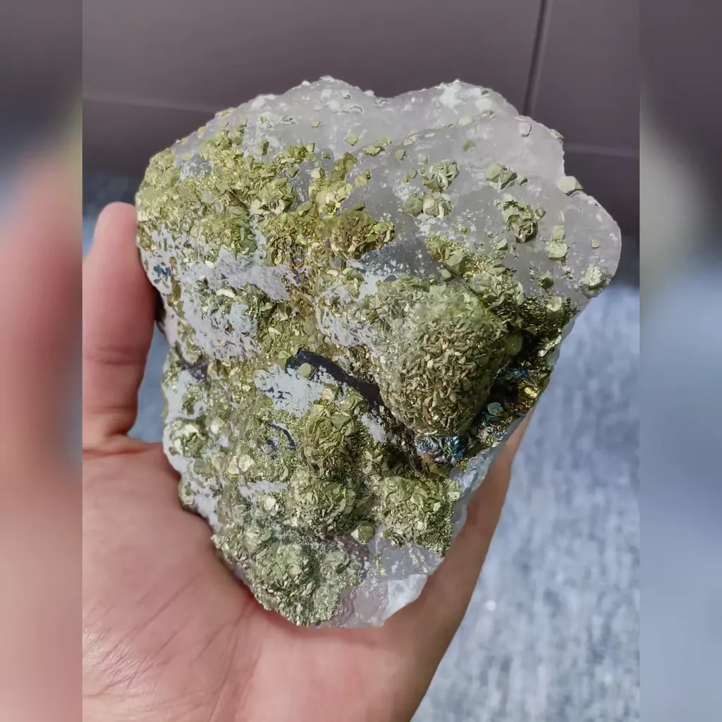 Natural Barite and Pyrite comes from Jiangxi,China 110*110*40MM - image 4