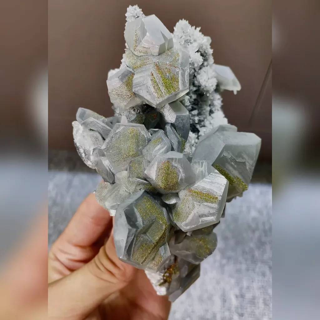 Natural Benz Calcite comes from Fujian,China 130*90*80MM image