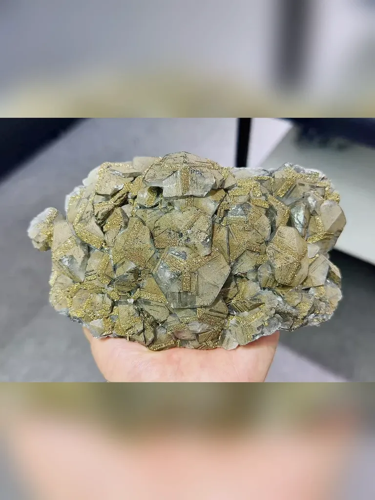 Natural Benz Calcite comes from Fujian,China 160*90*60MM - image 2