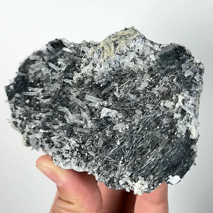 Natural Bismuthite and Quartz Cluster, Mineral Specimen: Inner Mongolia,China (120*65*30MM) - image 3