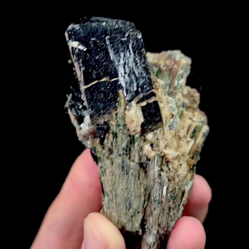 Natural Black Tourmaline Mineral Specimen,High Quality Specimen,INNER MONGOLIA,CHINA(67*40*94mm) - image 2