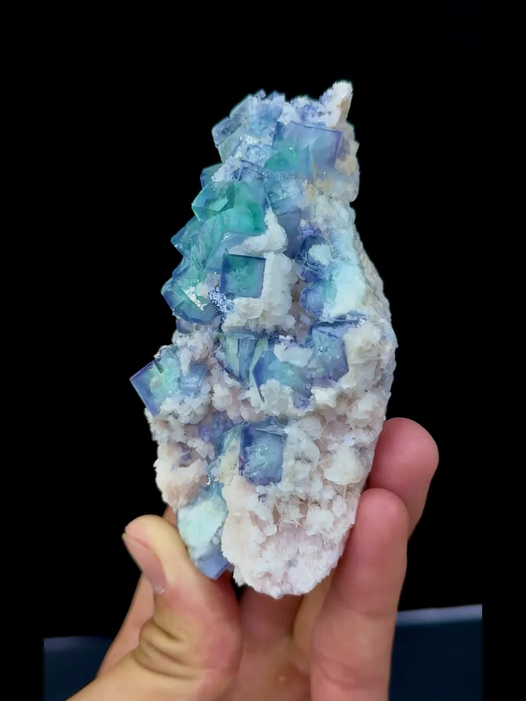 Natural Blue and White Porcelain Fluorite comes from Yaogangxian,Hunan 105*55*45MM - image 2
