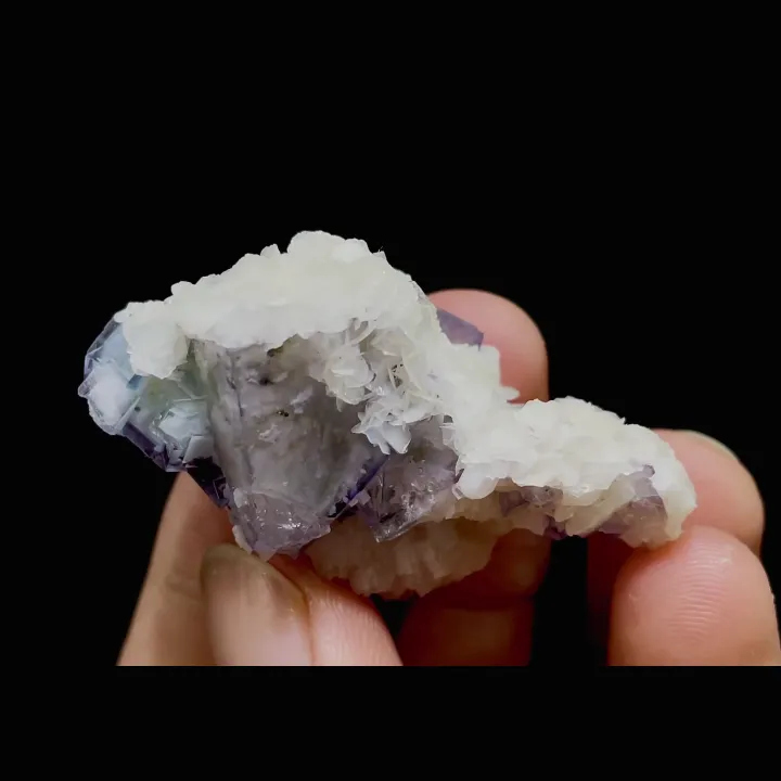 Natural Blue-and-White Porcelain Fluorite, Mineral Specimen：Yaogangxian,Hunan （45*20*25MM） - image 3