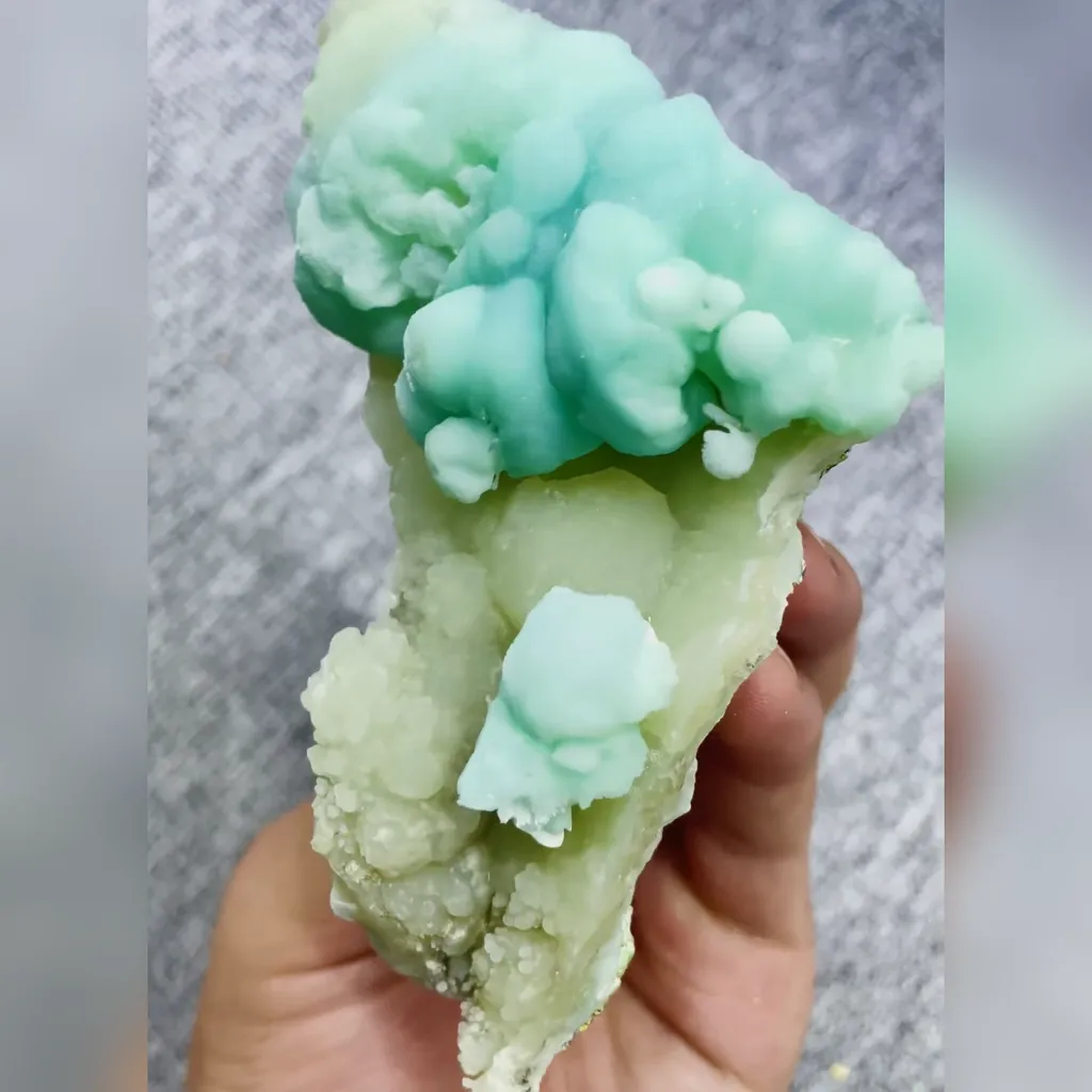 Natural Blue Aragonite comes from Wenshan,Yunnan 90*105*35MM - image 3