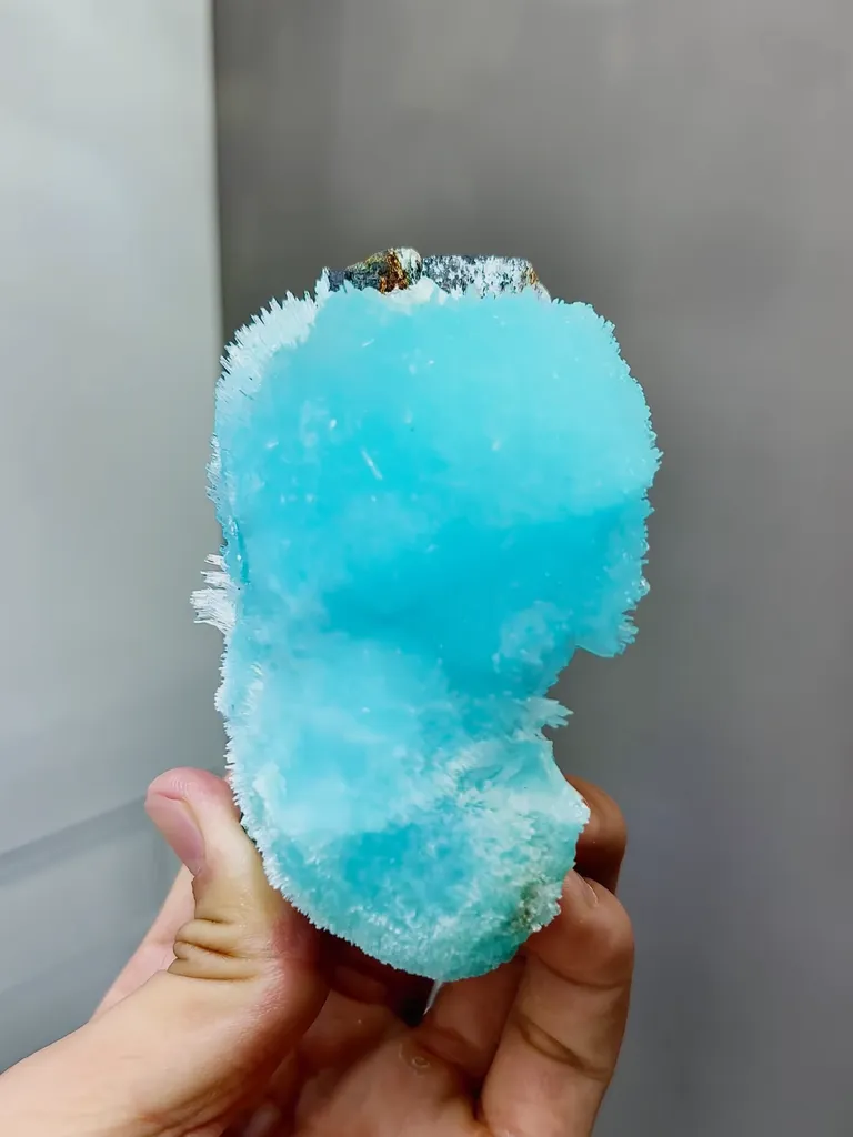 Natural Blue Aragonite comes from Wenshan,Yunnan 95*40*67MM - image 4