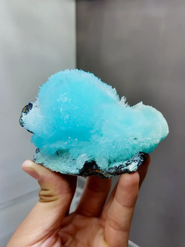 Natural Blue Aragonite comes from Wenshan,Yunnan 95*40*67MM - image 6