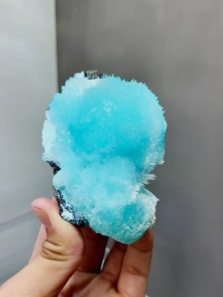 Natural Blue Aragonite comes from Wenshan,Yunnan 95*40*67MM - image 5