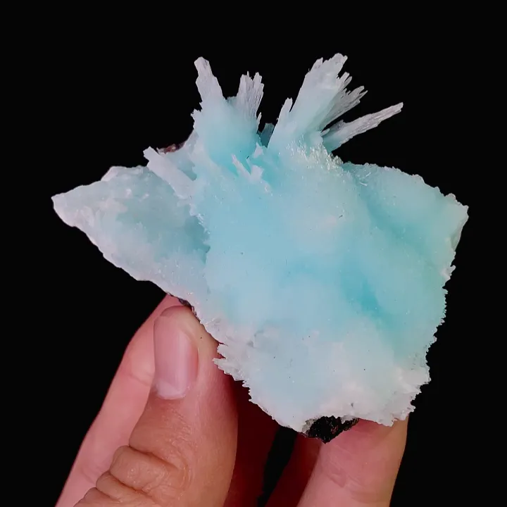 Natural Blue Aragonite, Mineral Specimen:Wenshan,Yunnan (70*40*30MM) - image 4