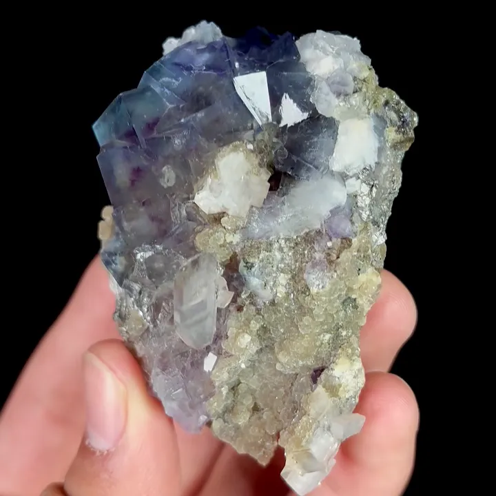 Natural Blue Cube Fluorite and Quartz, Mineral Specimen: Yaogangxian,Hunan (40*70*35MM) - image 2