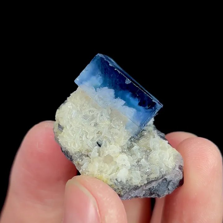 Natural Blue Cube Fluorite, Mineral Specimen:Yaogangxian,Hunan (25*30*20MM) - image 3