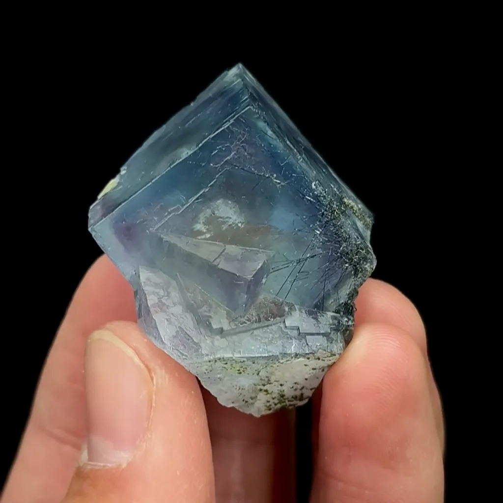 Natural Blue Cube Fluorite, Mineral Specimen:Yaogangxian,Hunan (30*30*25MM) image