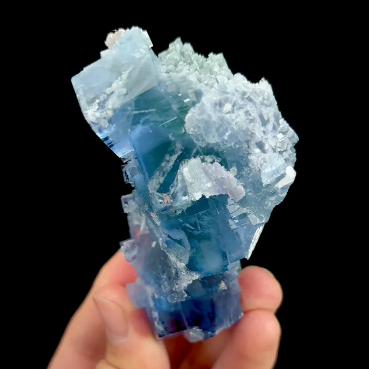 Natural Blue Cube Fluorite, Mineral Specimen:Yaogangxian,Hunan (45*85*50MM) image