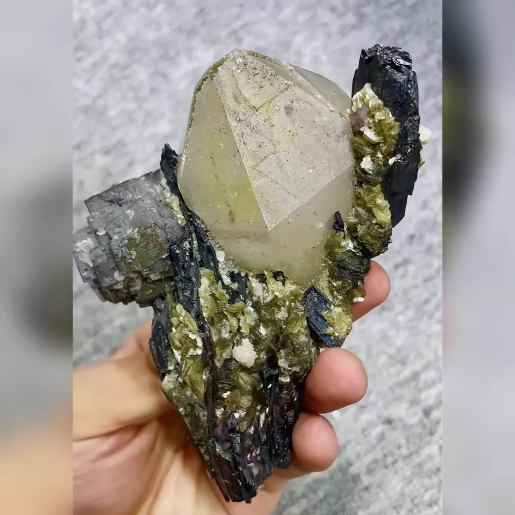 Natural Blue Cubic Fluorite and Black Wolframite and Quartz Tower Symbiosis comes from Yaogangxian,Hunan 55*90*90MM - image 6