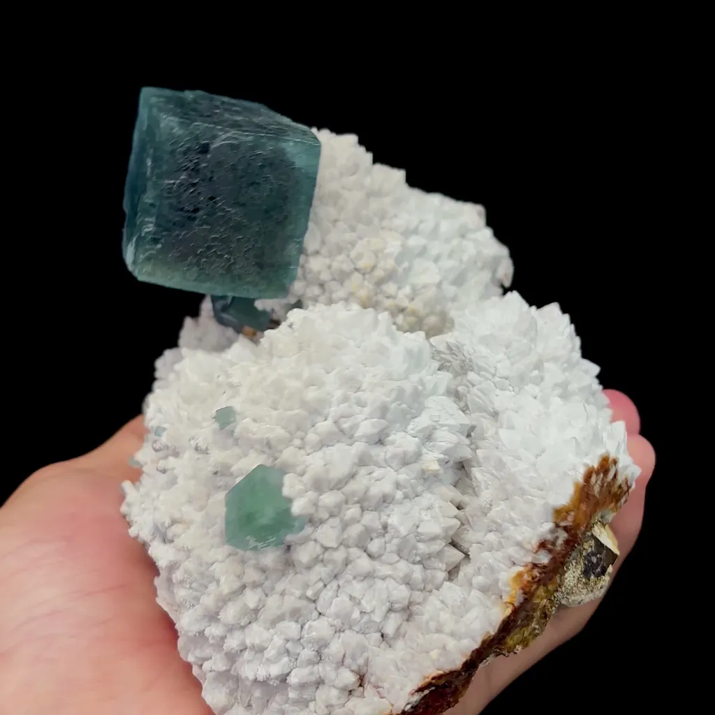 Natural Blue Cubic Fluorite and Candle Crystal Mineral Specimen,High Quality Specimen,INNER MONGOLIA,CHINA(151*100*82mm) - image 2