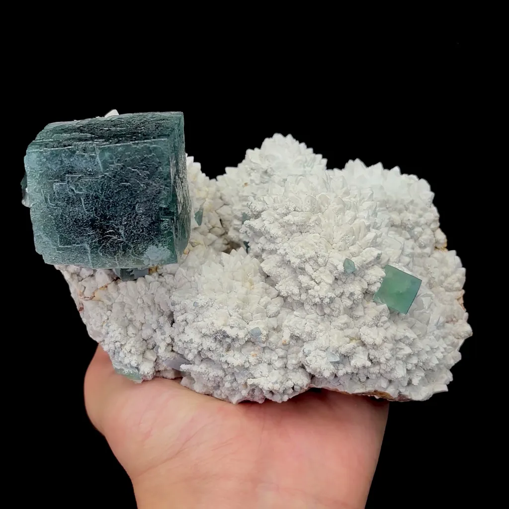 Natural Blue Cubic Fluorite and Candle Crystal Mineral Specimen,High Quality Specimen,INNER MONGOLIA,CHINA(151*100*82mm) - image 4