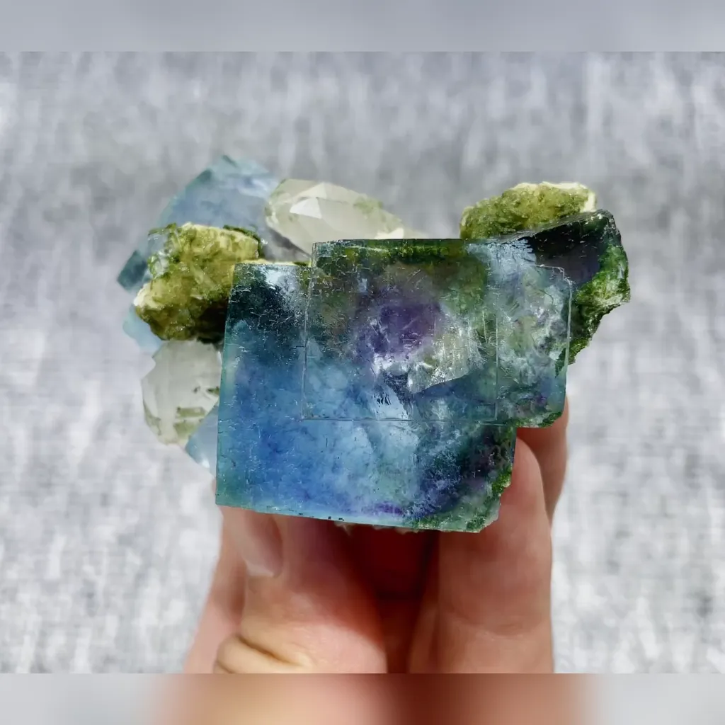 Natural Blue Cubic Fluorite and Quartz and Mica Symbiosis comes from Yaogangxian,Hunan 65*40*35MM image