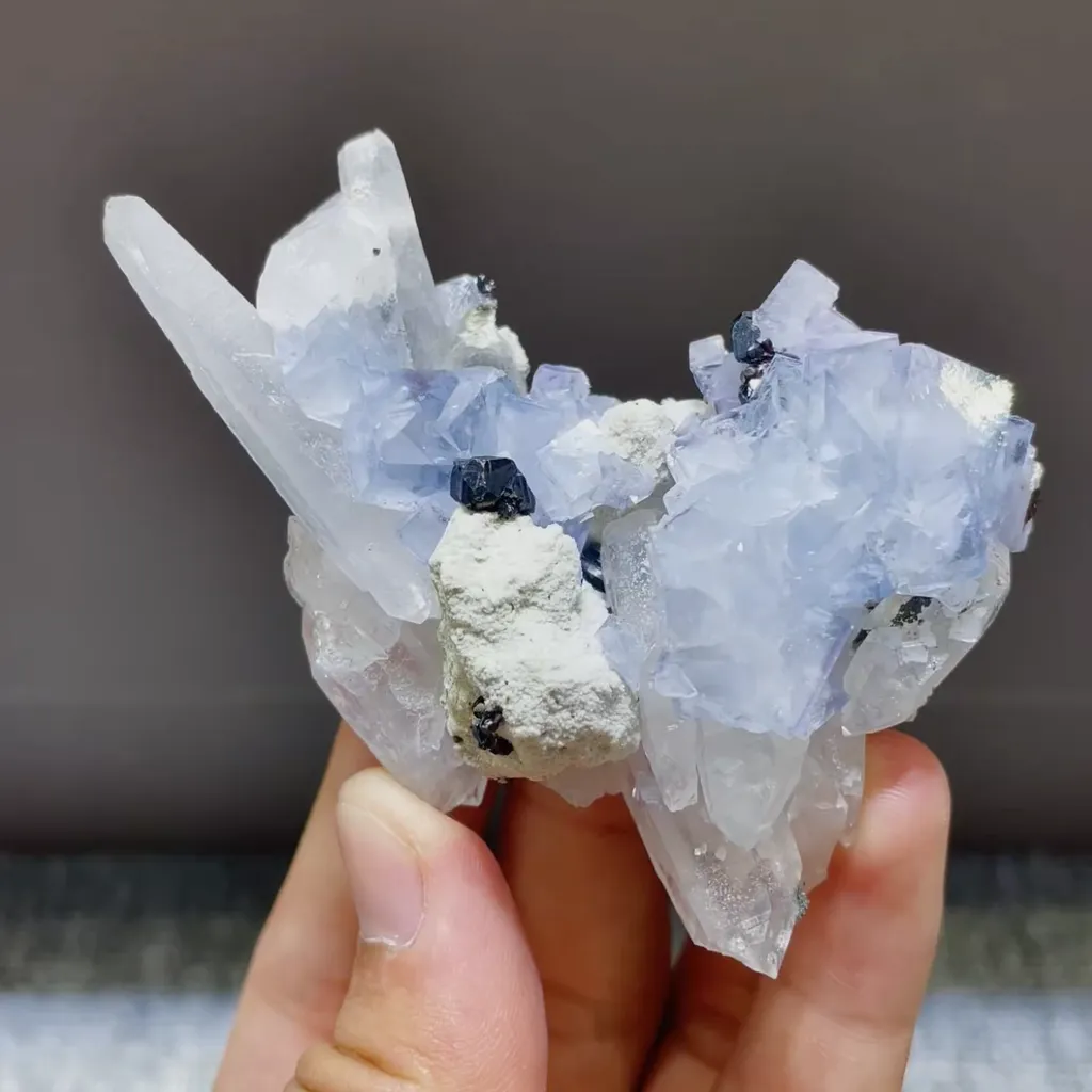 Natural Blue Cubic Fluorite and Quartz Clusters Symbiosis comes from Yaogangxian,China 80*55*30MM image
