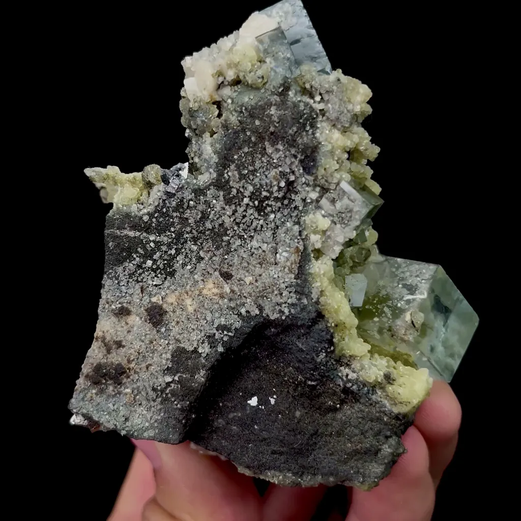 Natural Blue Cubic Fluorite and Quartz Mineral Specimen,High Quality Specimen,YAO GANG XIAN,HUNAN,CHINA(65*70*45mm) - image 4