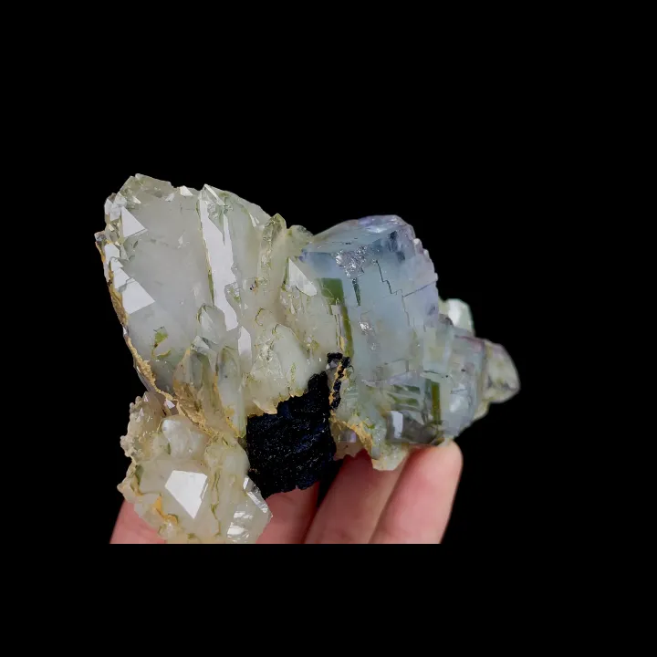 Natural Blue Cubic Fluorite and Quartz, Mineral Specimen:Yaogangxian,Hunan (100*65*30MM) - image 4