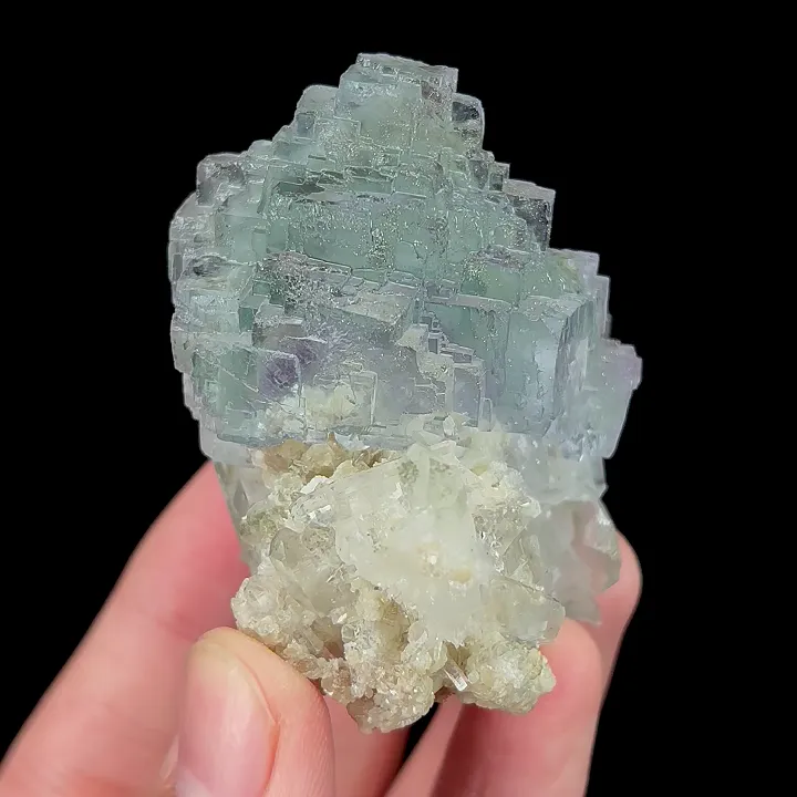 Natural Blue Cubic Fluorite and Quartz, Mineral Specimen:Yaogangxian,Hunan (40*55*45MM) image