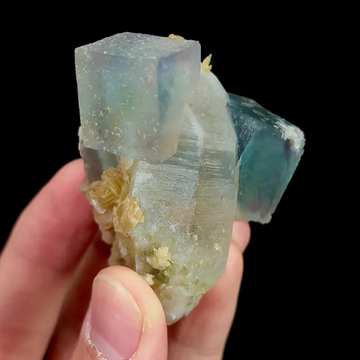 Natural Blue ‪Cubic‬ Fluorite and Quartz, Mineral Specimen:Yaogangxian,Hunan (45*35*55MM) image