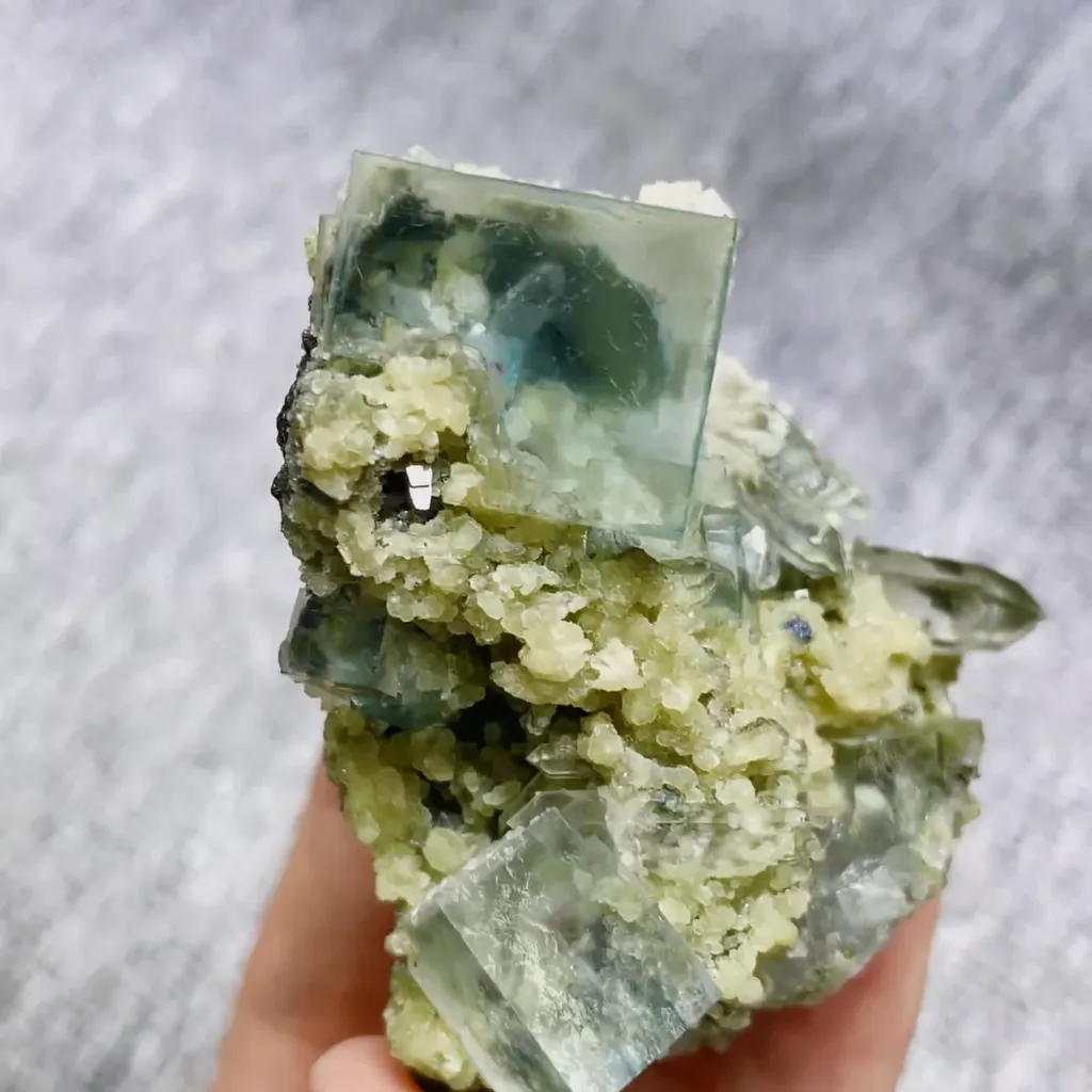 Natural Blue Cubic Fluorite and Quartz Symbiosis comes from Yaogangxian,Hunan 65*70*45MM - image 2