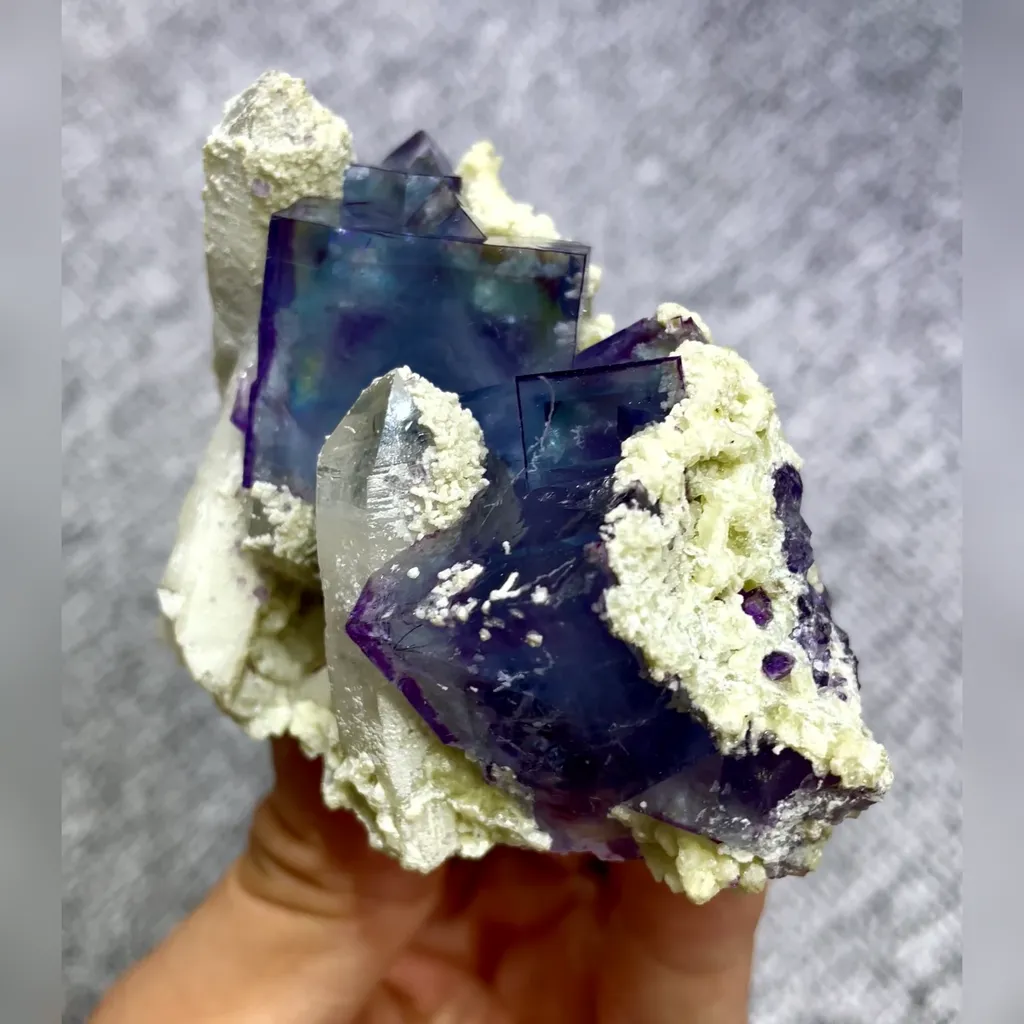 Natural Blue Cubic Fluorite and Quartz Symbiosis comes from Yaogangxian,Hunan 80*55*40MM - image 3