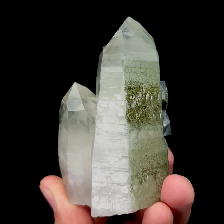 Natural Blue Cubic Fluorite and Quartz Tower Mineral Specimen,High Quality Specimen,YAO GANG XIAN,HUNAN,CHINA(40*50*80mm) image