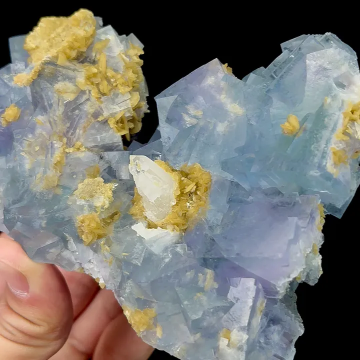 Natural Blue Cubic Fluorite and Siderite, Mineral Specimen:Yaogangxian,Hunan (125*90*50MM) - image 2