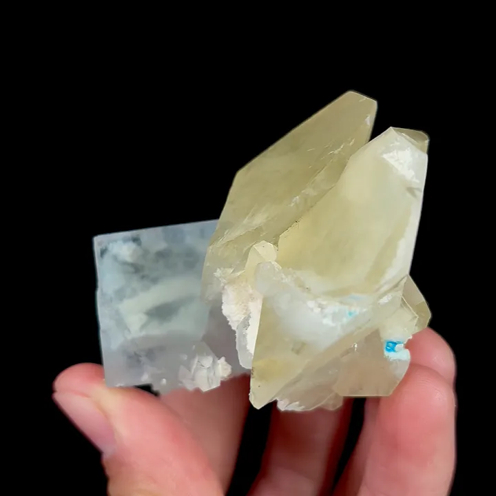 Natural Blue Cubic Fluorite and Yellow Calcite, Mineral Specimen:Fujian,China (60*65*35MM) - image 2