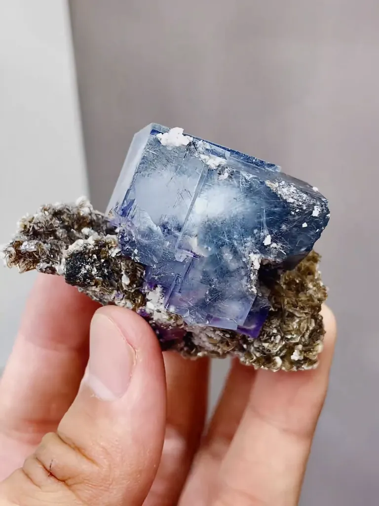 Natural Blue Cubic Fluorite coexists with Jamstenite and Mica comes from Yaogangxian,Hunan 50*60*40MM - image 4