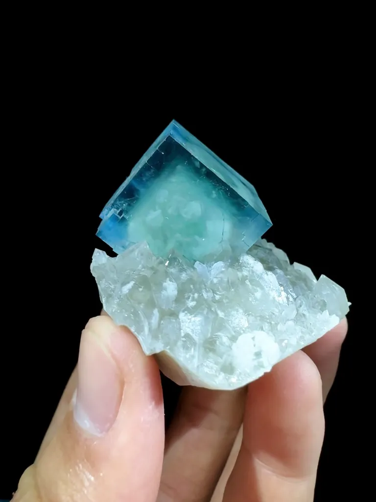 Natural  Blue Cubic Fluorite coexists with Smoky Quartz comes from Xianghualing,Hunan 50*30*47MM - image 2