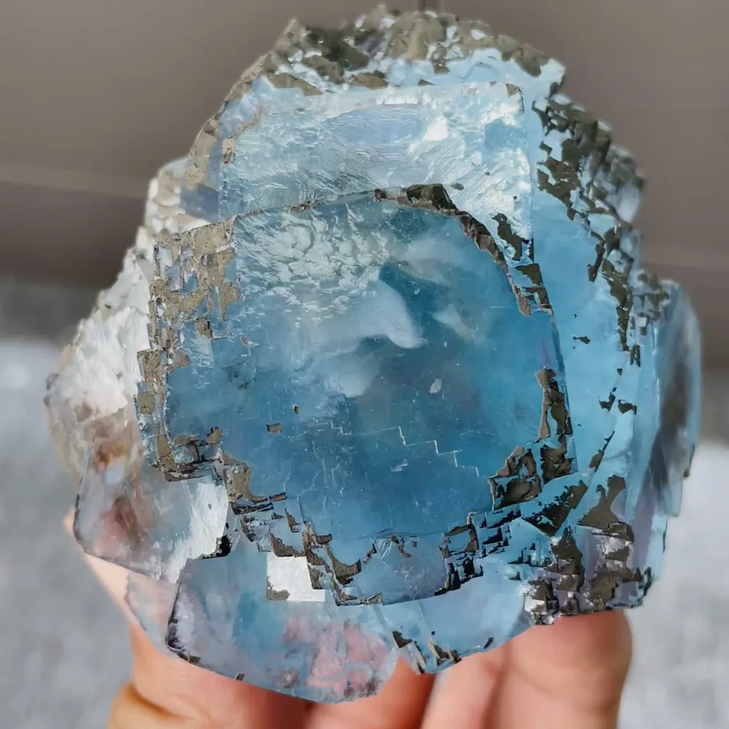 Natural Blue Cubic Fluorite comes from Yaogangxian,Hunan 80*60*45MM image