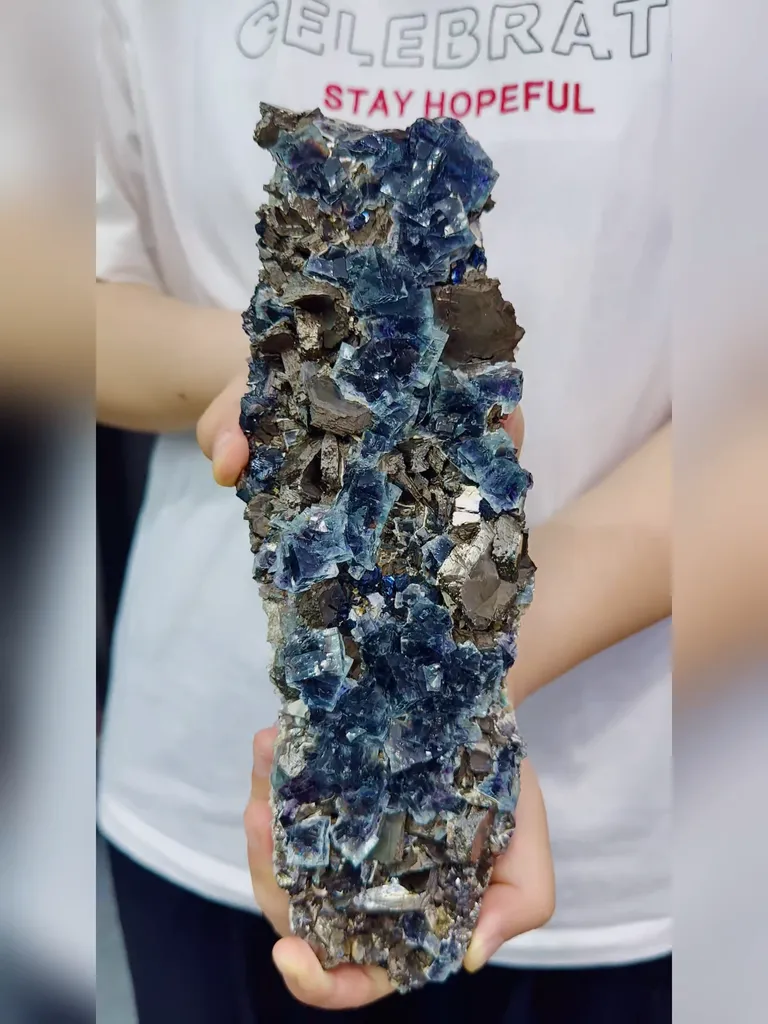 Natural Blue Cubic Fluorite comes from Yindu,Inner Mongolia 260*85*40MM - image 2