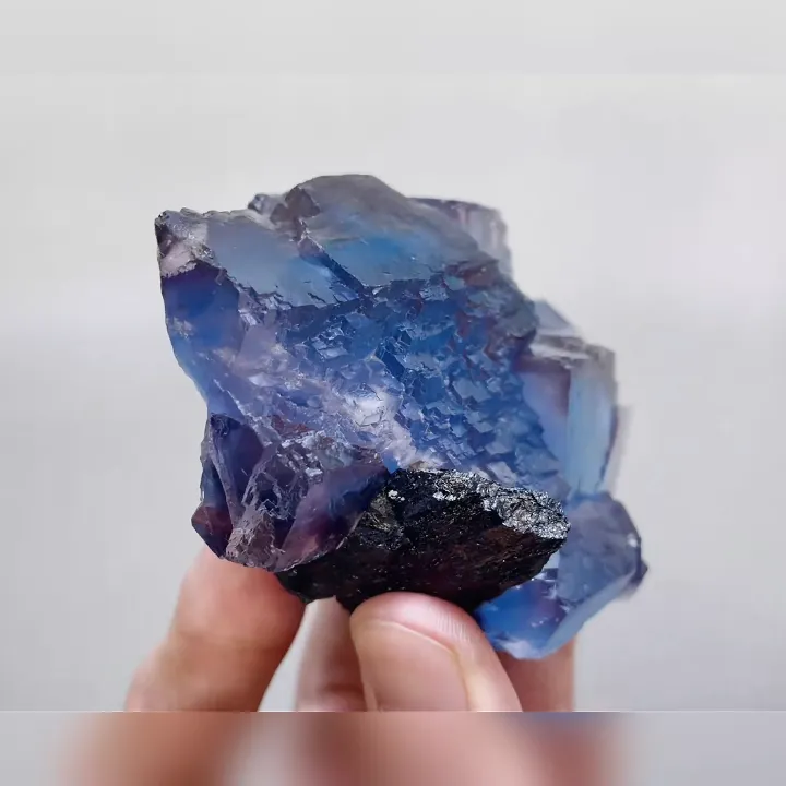 Natural Blue Cubic Fluorite, Mineral Specimen: Yaogangxian,Hunan (80*65*40mm) - image 5