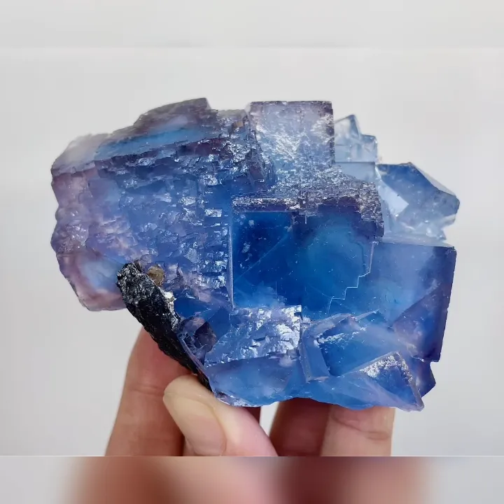 Natural Blue Cubic Fluorite, Mineral Specimen: Yaogangxian,Hunan (80*65*40mm) - image 7