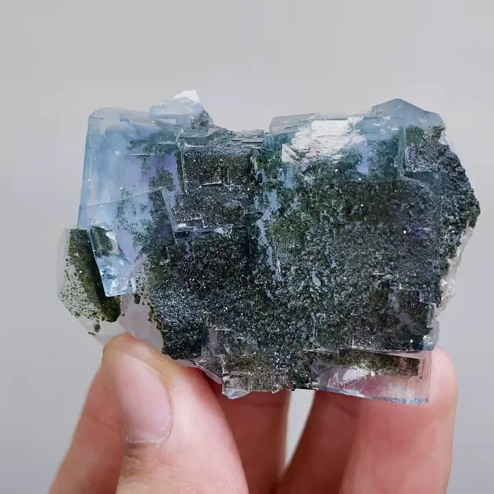 Natural Blue Cubic Fluorite & Quartz, Mineral Specimen: Yaogangxian,Hunan (55*35*25mm) image