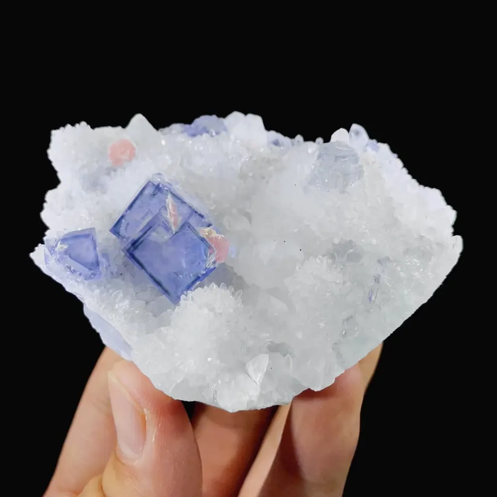 Natural Blue Cubic Fluorite with Rhodochrosite and Quartz Symbiosis comes from Yaogangxian,Hunan 80*60*40MM image