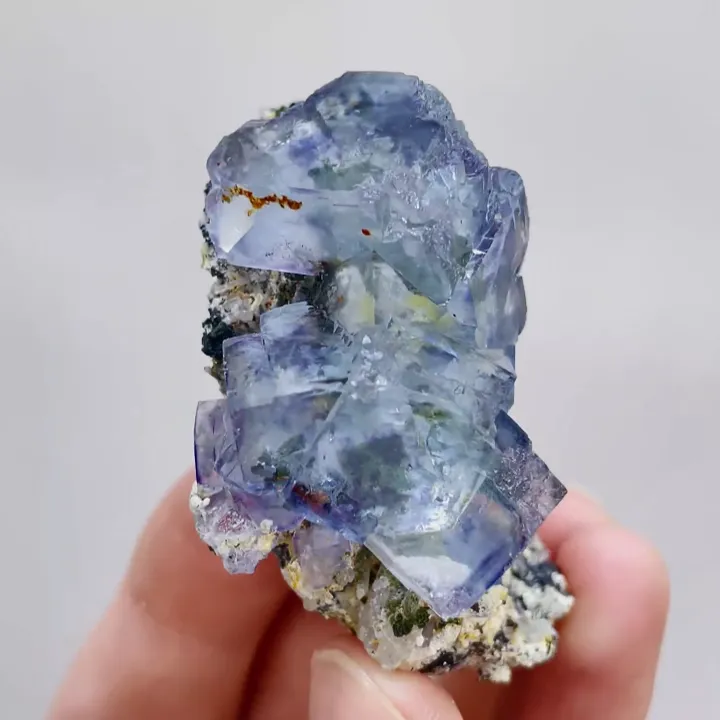 Natural Blue Cubic Fluorite,Mineral Specimen:Yaogangxian,Hunan (30*55*25MM) - image 2