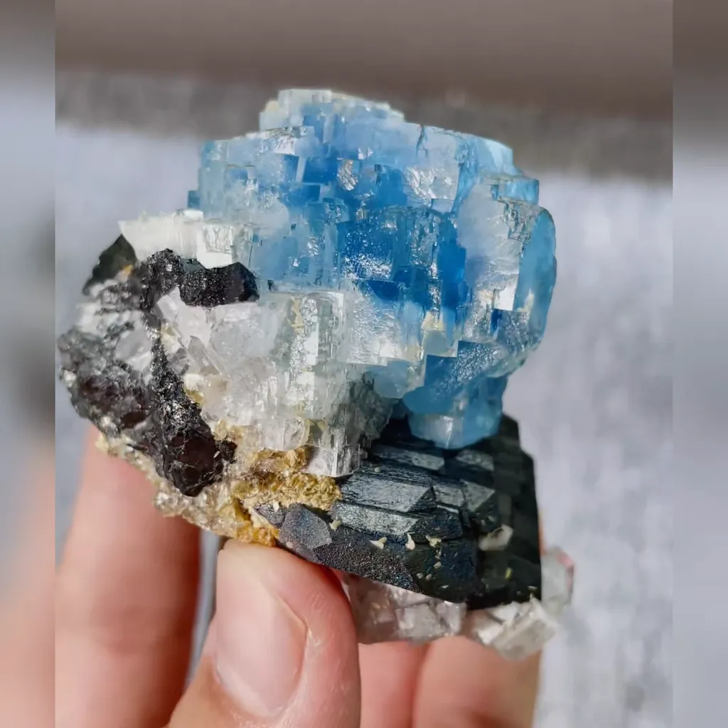 Natural Blue Fluorite and Black Wolframite Symbiosis comes from Yaogangxian,Hunan 45*65*40MM - image 3